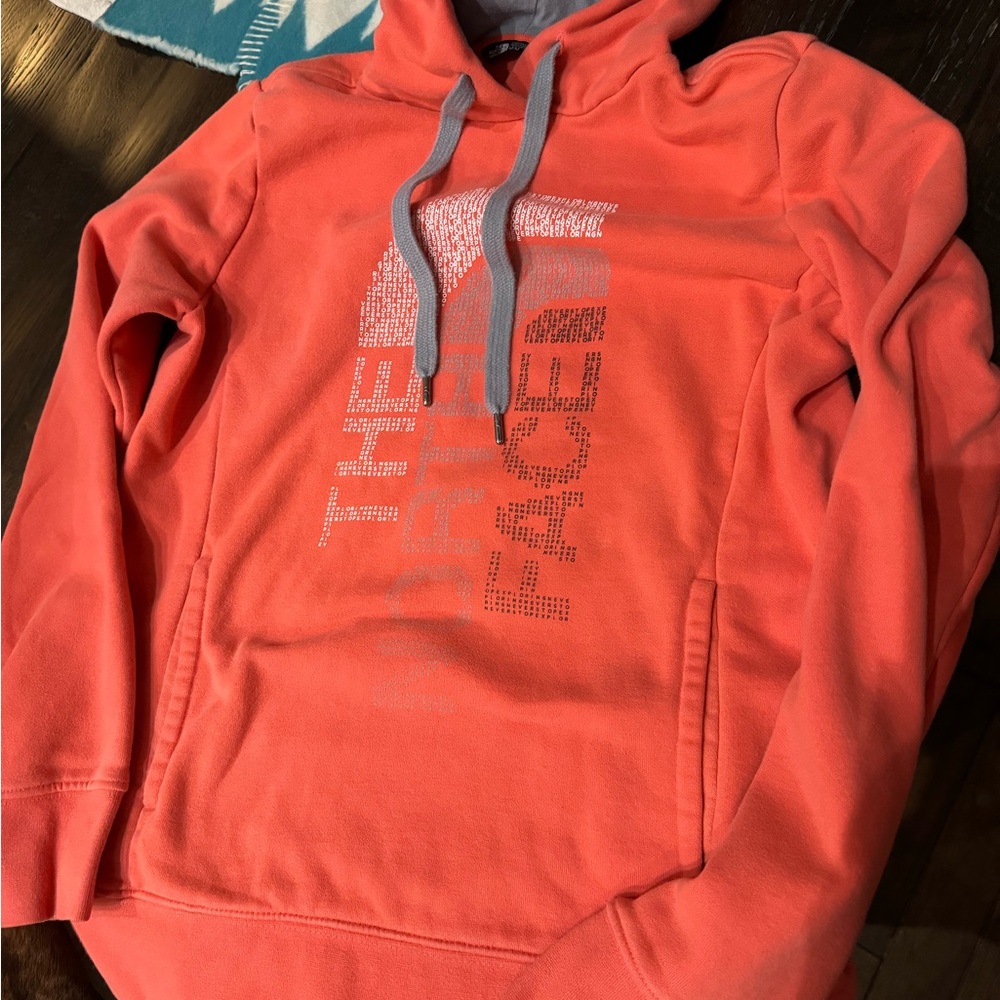Women’s North Face hoodie